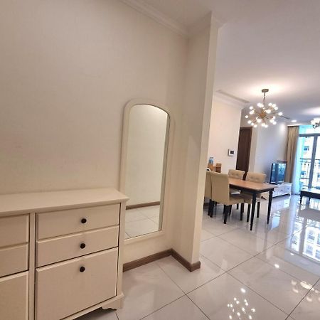 Landmark Plus 1Bed Bathtub Apartment Ho Chi Minh City Exterior photo